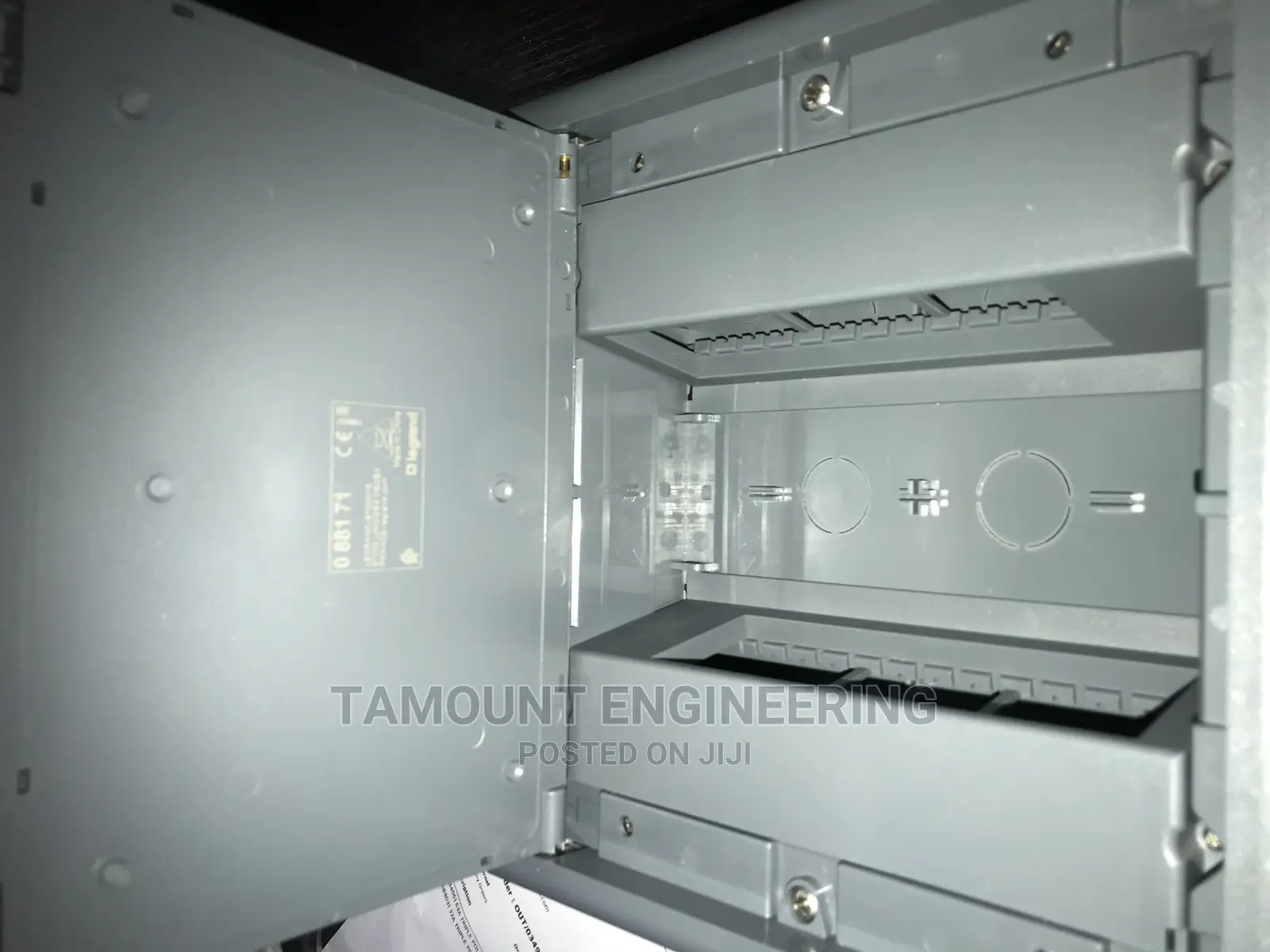 Legrand Floor Box