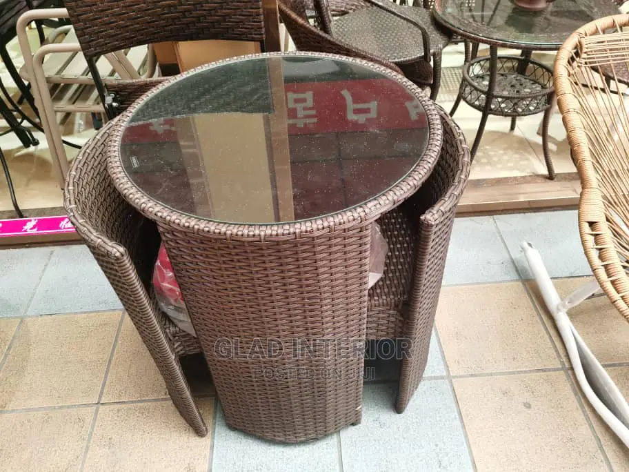 Outdoor Me and You Chair