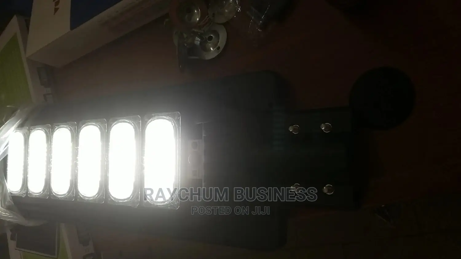 All in One Solar Street Light 300w 30000ah Battery Power