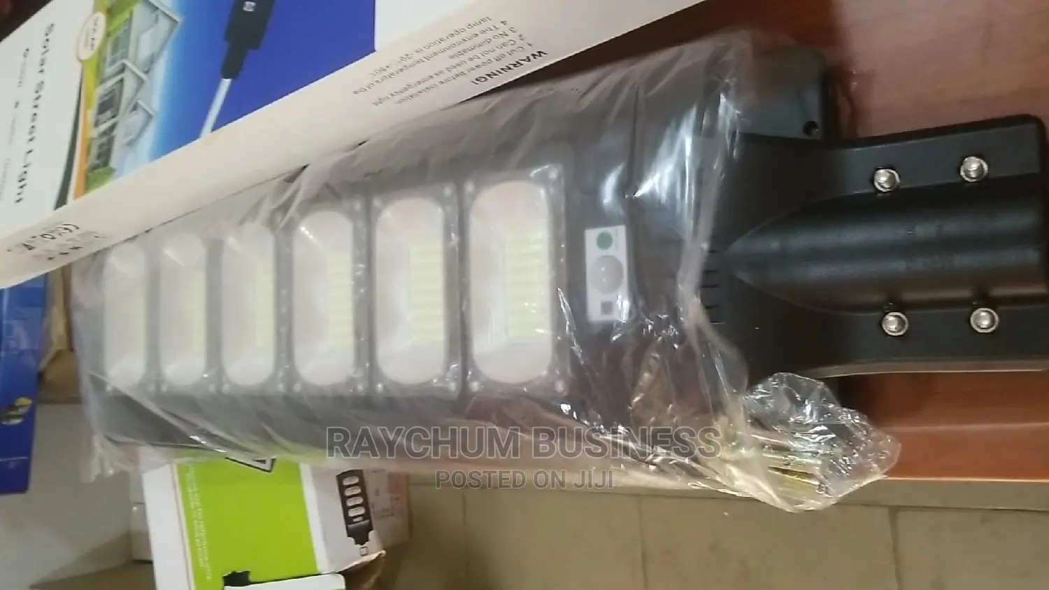All in One Solar Street Light 300w 30000ah Battery Power
