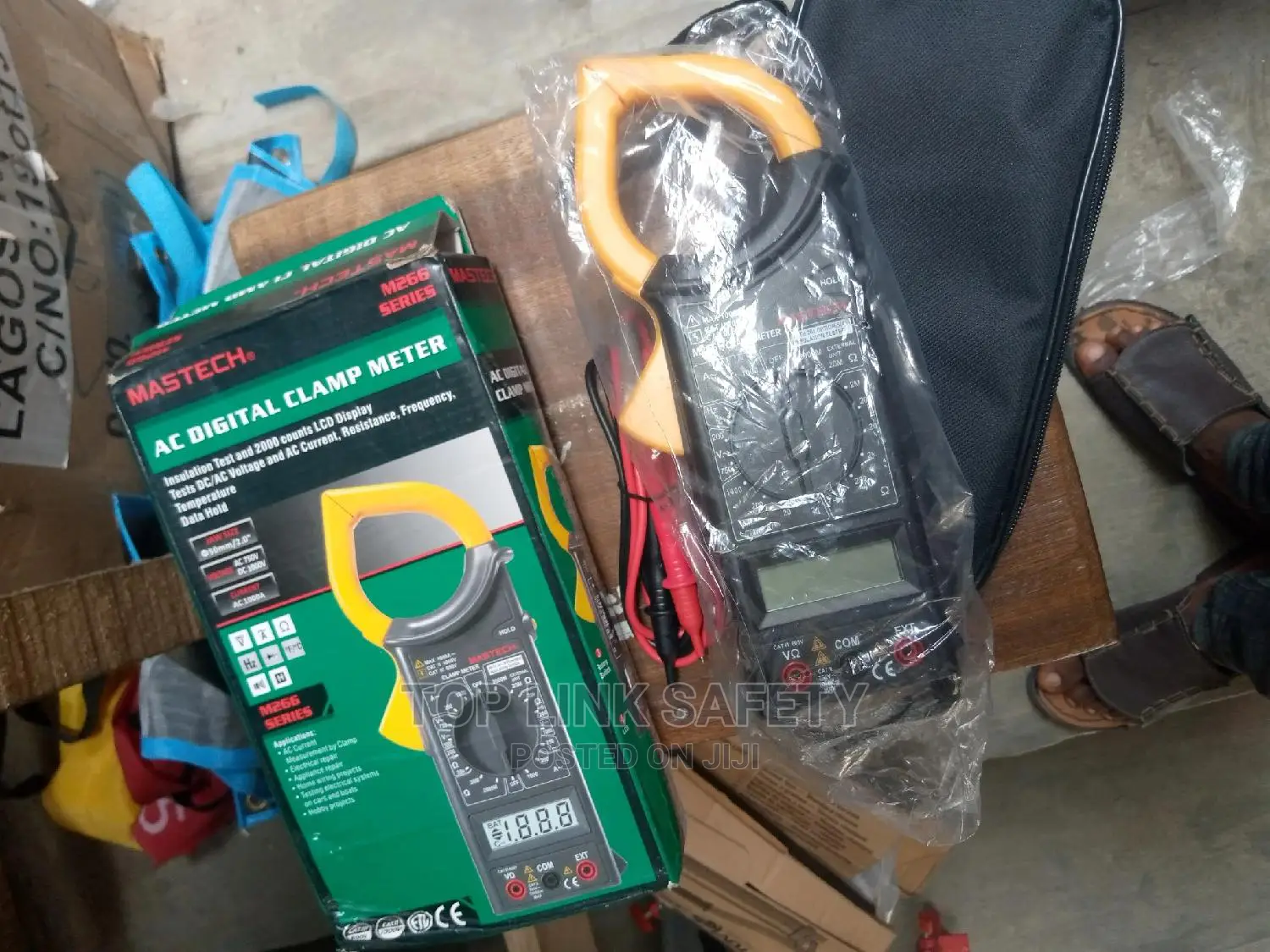 AC Digital Clamp Meter