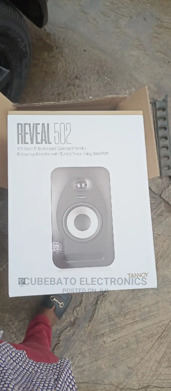 Tannoy Reveal 502 Speakers