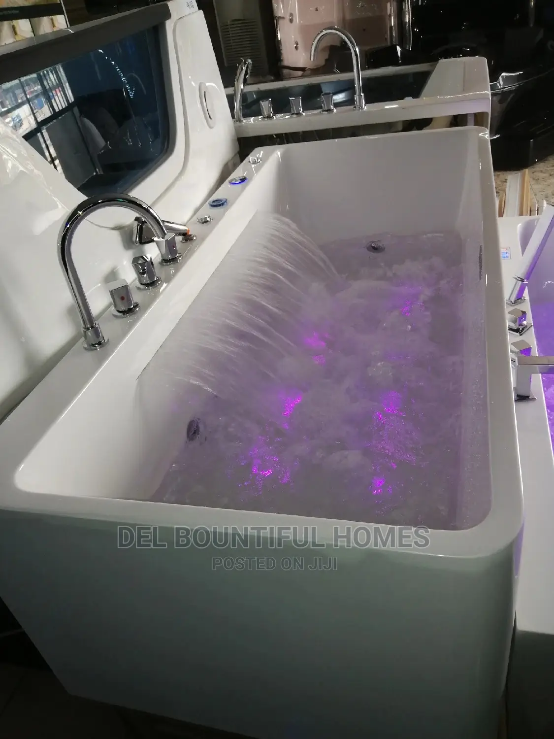 Waterfall Executive Jacuzzi