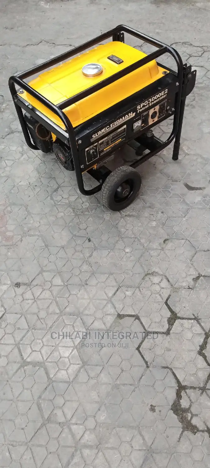 Fairly Used, Strong 2.8KVA SUMEC FIRMAN SPG3000E2 Copper Gen