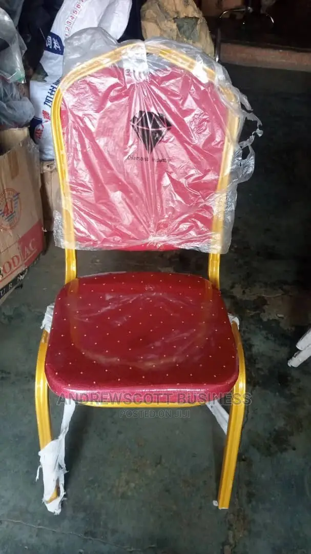 Diamond Big Banquet Chair
