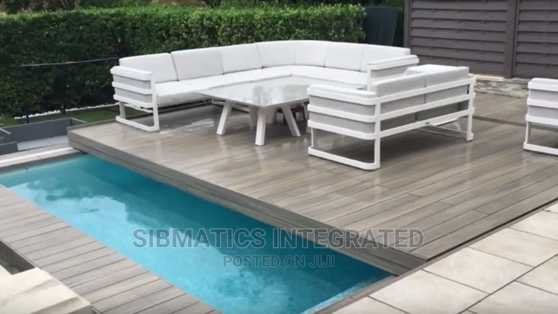 Automatic Swimming Pool Cover