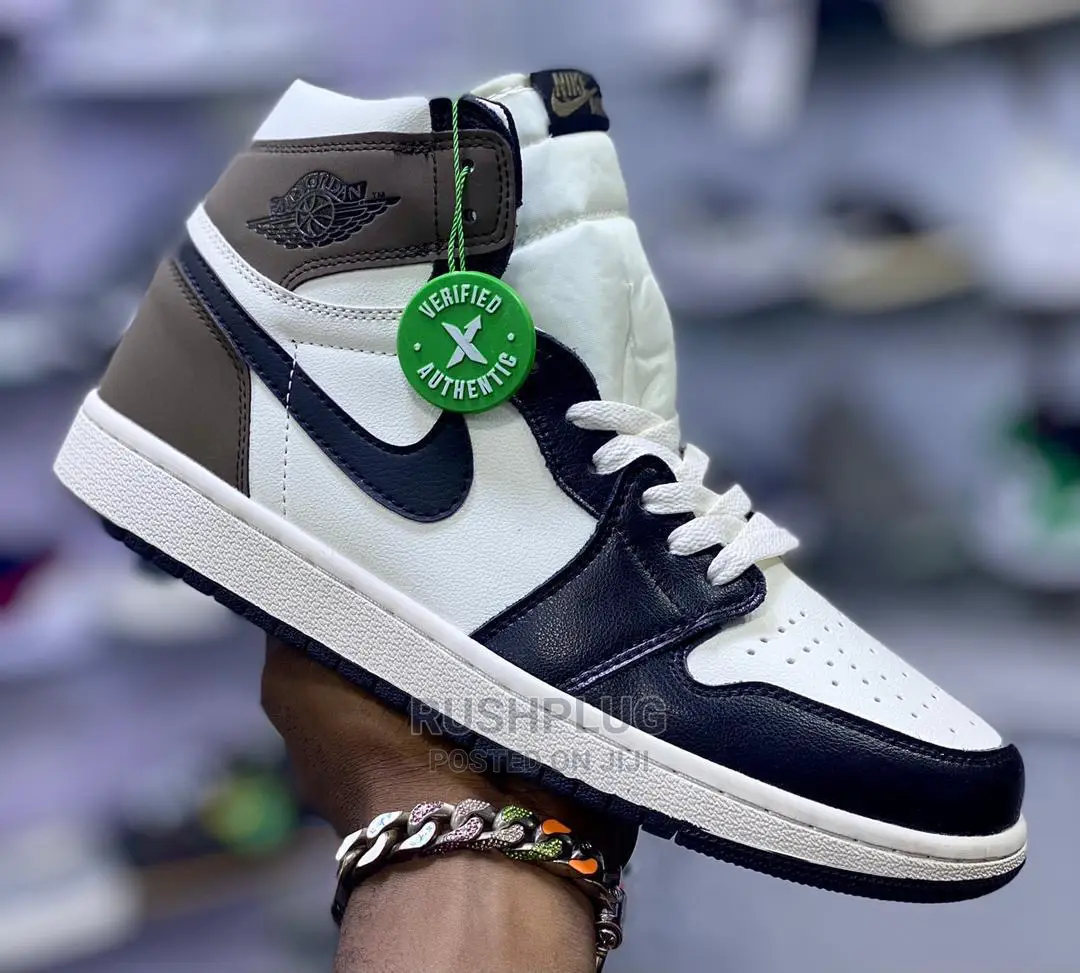 AIR JORDAN 1 High Retro OG ‘Dark Mocha’*