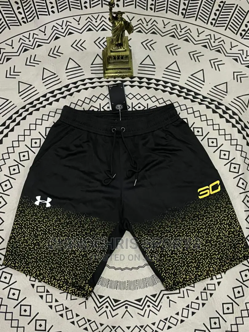 Under Armour Short