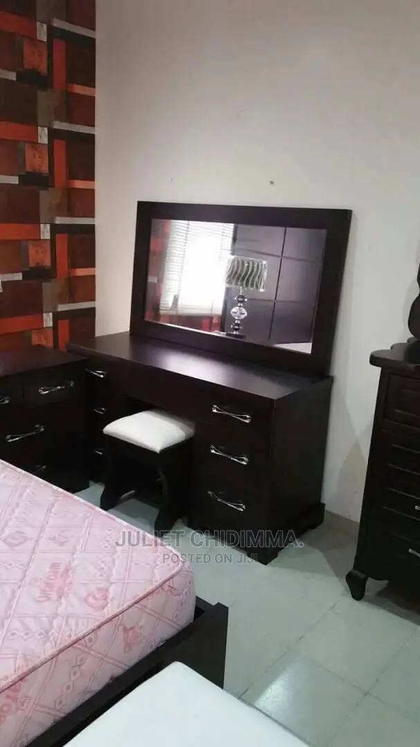 A High Quality Dresser