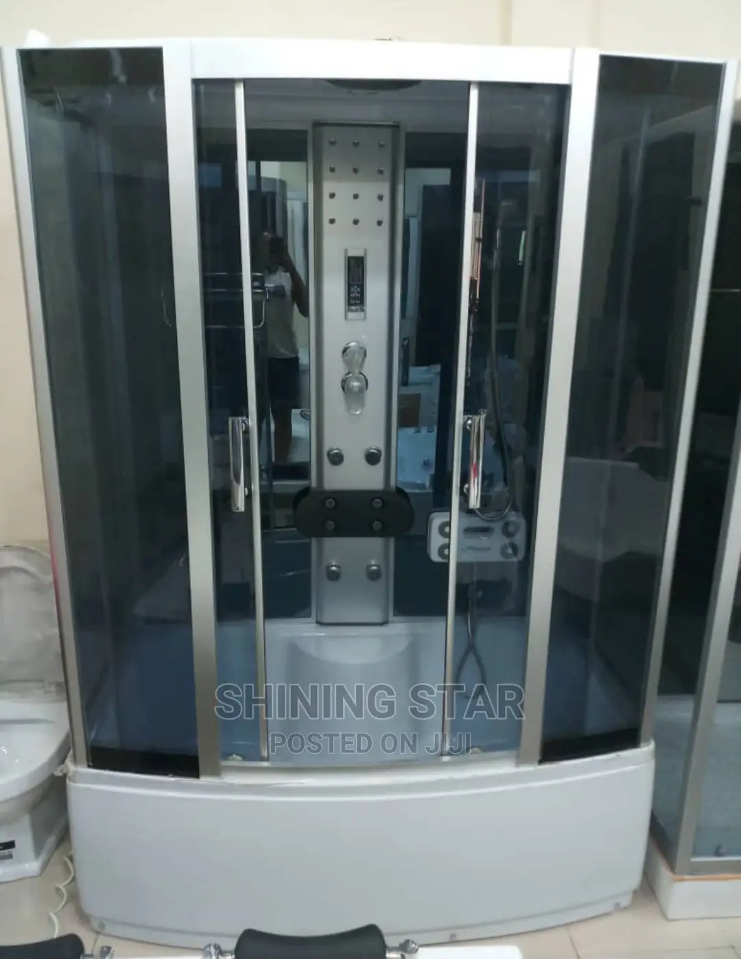 120cm X 90cm High Base Shower Room