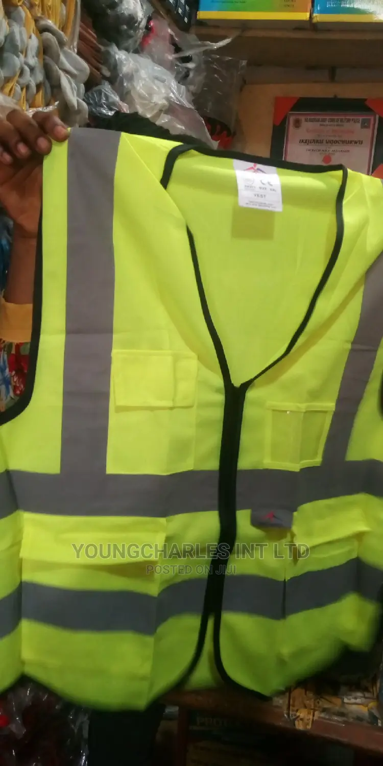 Original Reflective Jacket With Double Pocket.