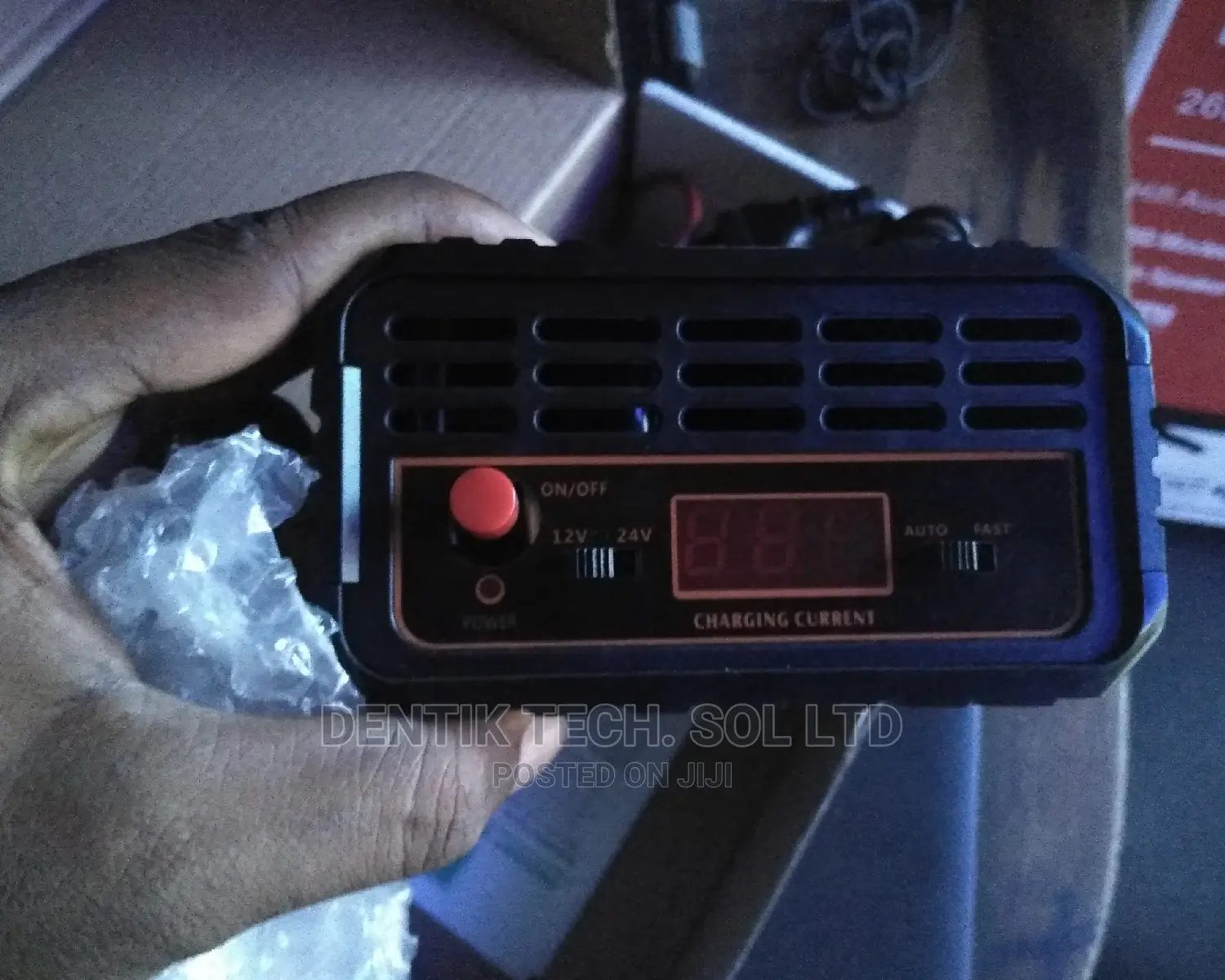 12v /24v Car Inverter Digital Battery Charger - 20a