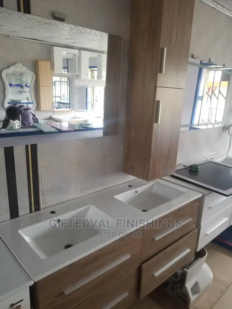 Quality Double Wash Hand Basin Toilet Cabinet