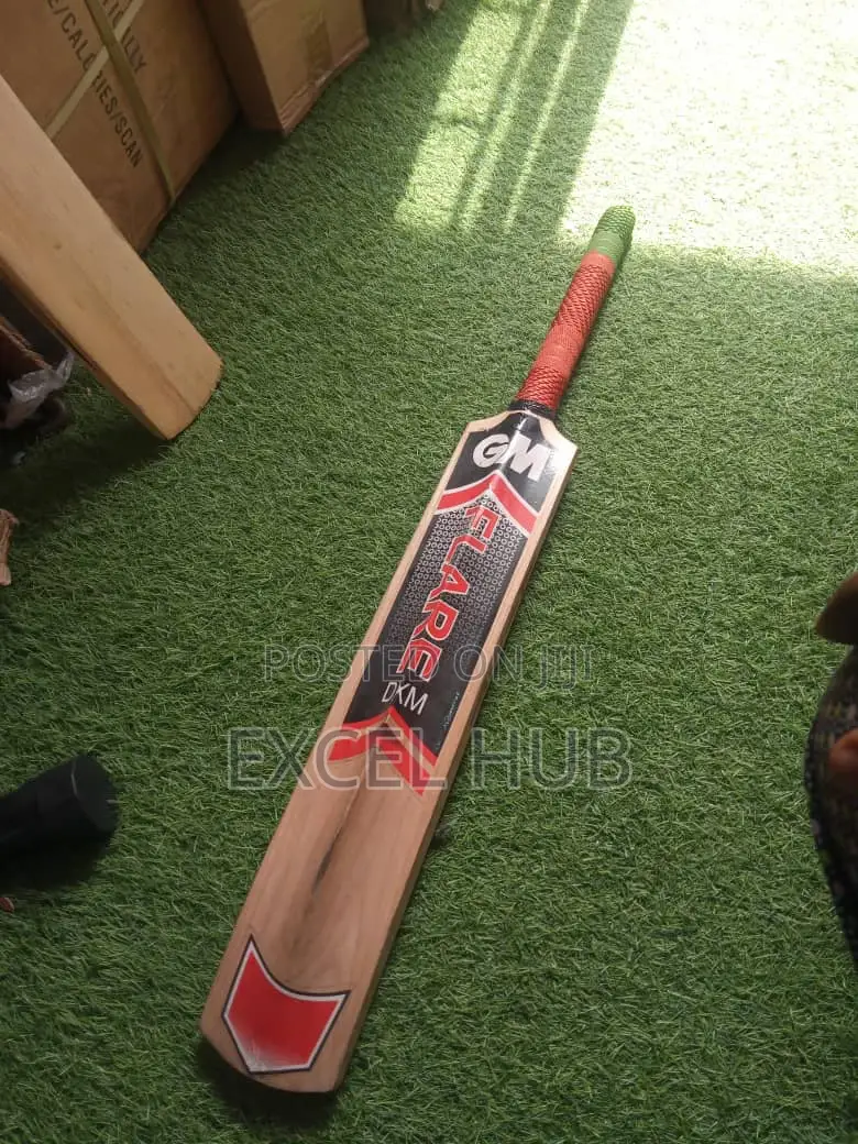 Quality Cricket Bat Gm
