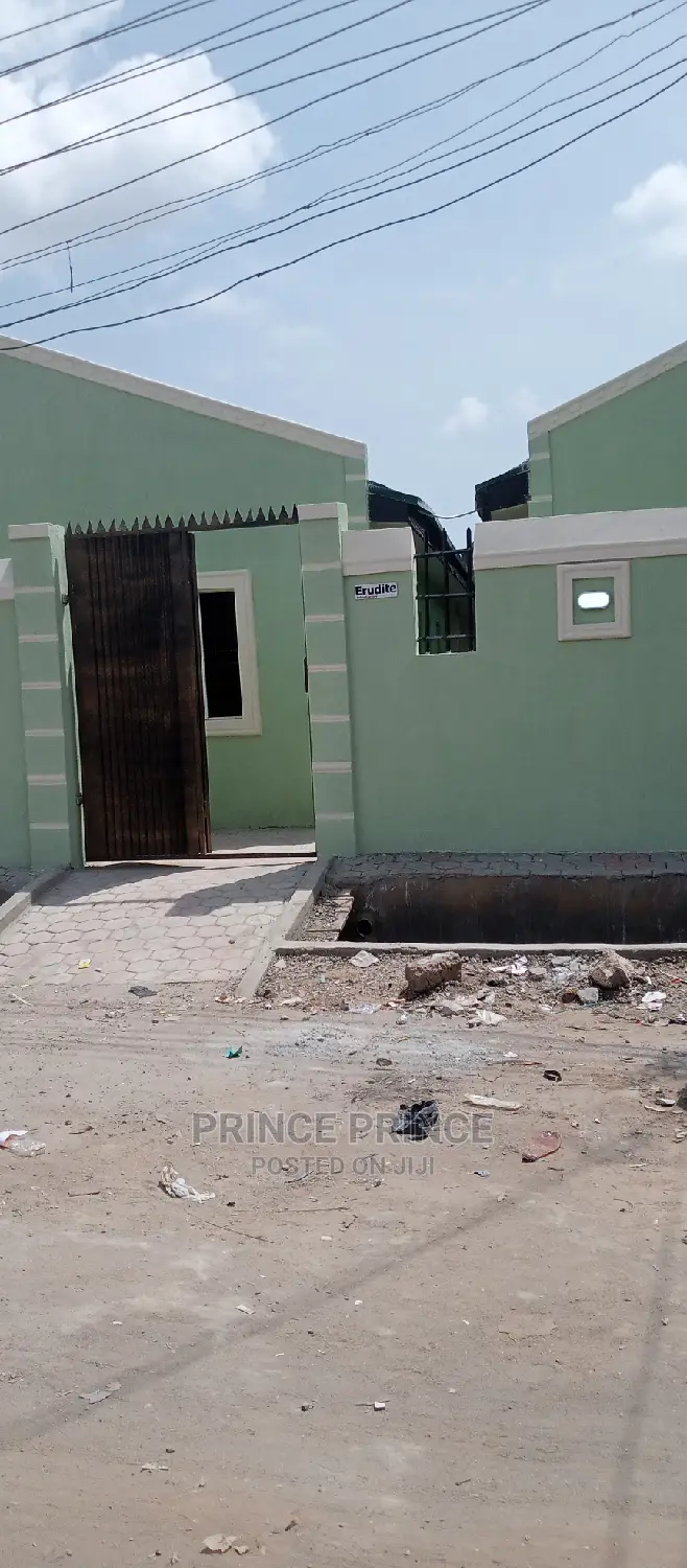 Mini Flat in Surulere for rent