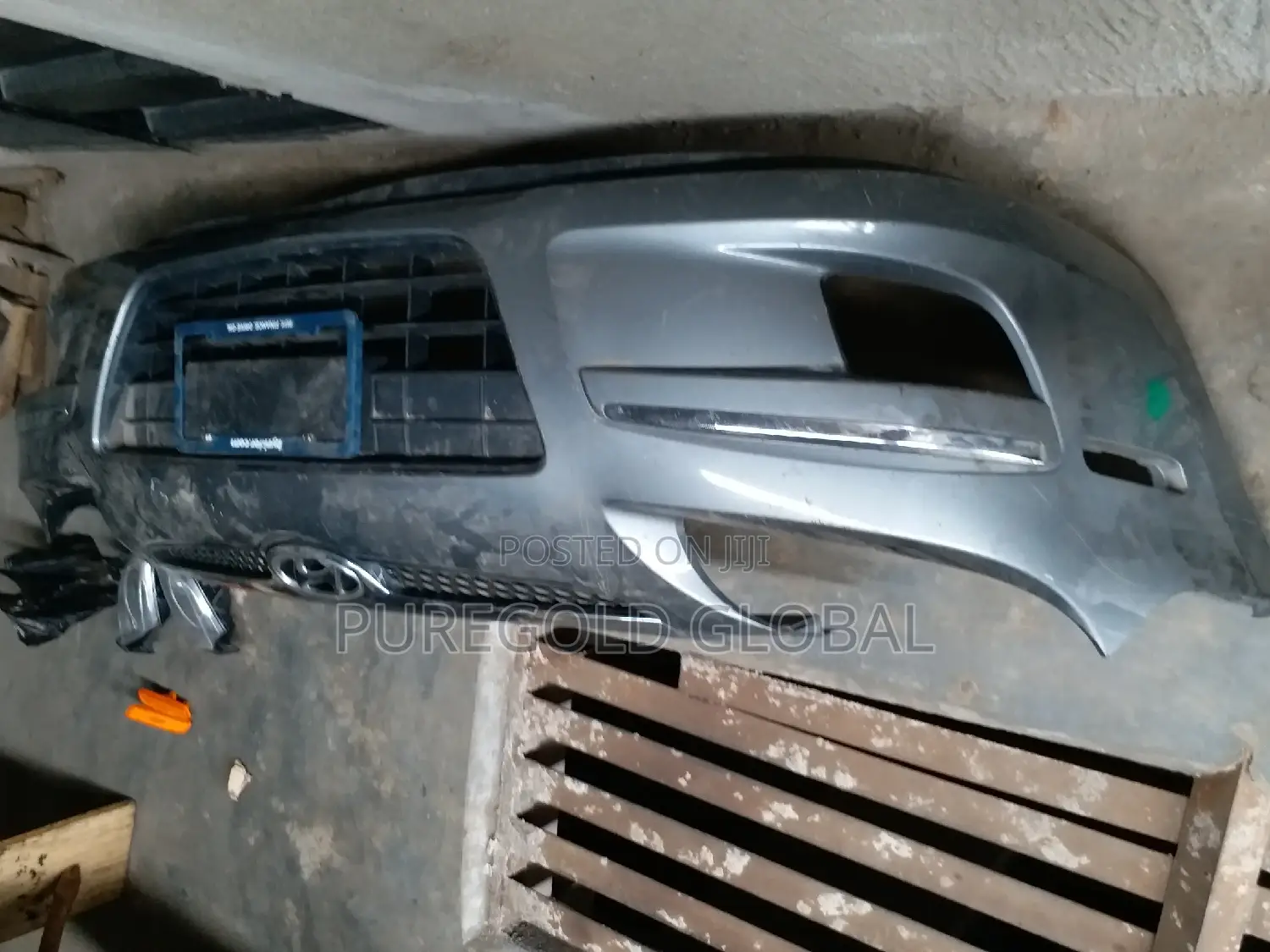 Hyundai TOURING Front Bumper
