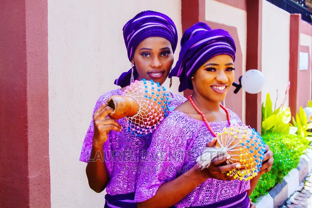 Wedding Coordinator Planner Ushers Hostess