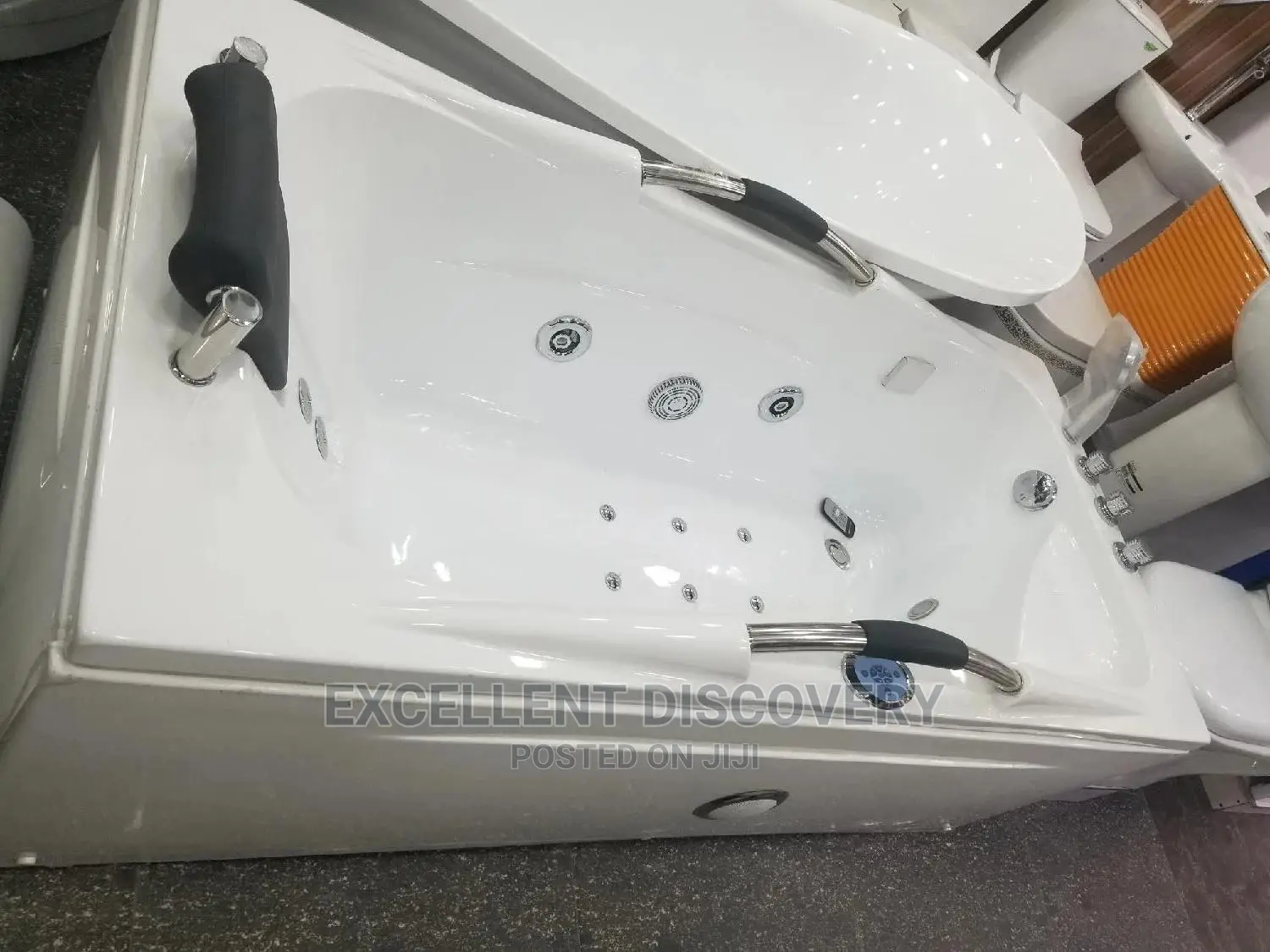 White Strieght Single Jacuzzi SHR