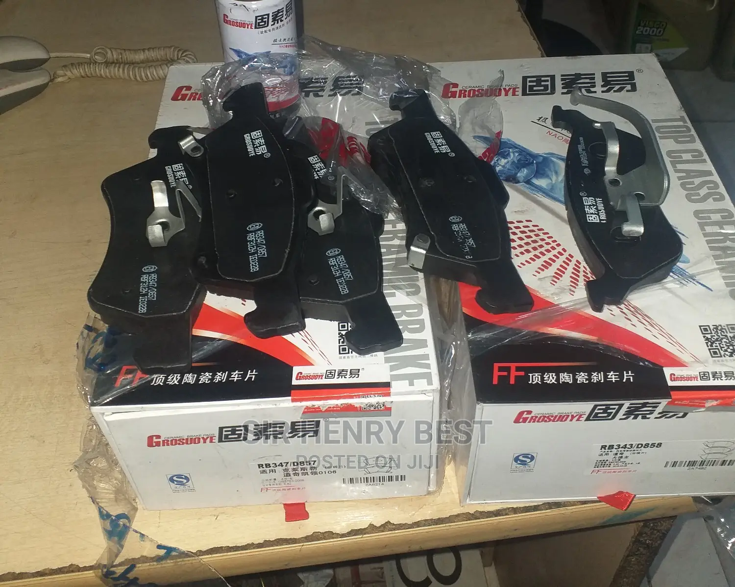 Ford Escape Front and Rear Ceramic Brake Pads ,Brake Cleaner
