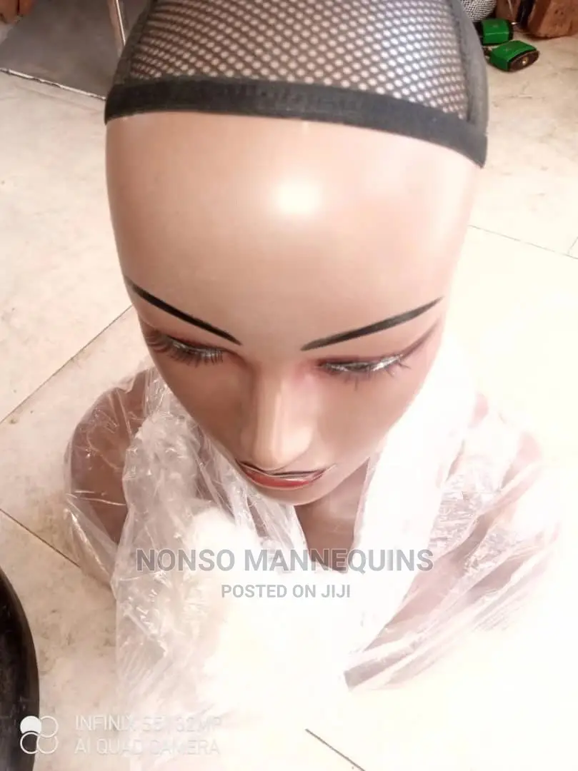 Wig/Hat Mannequins Head With Shoulder