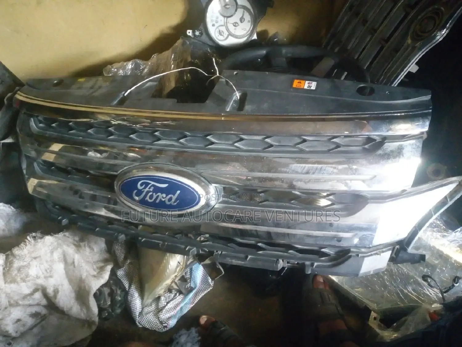 Ford Edge 2013 Front Grill