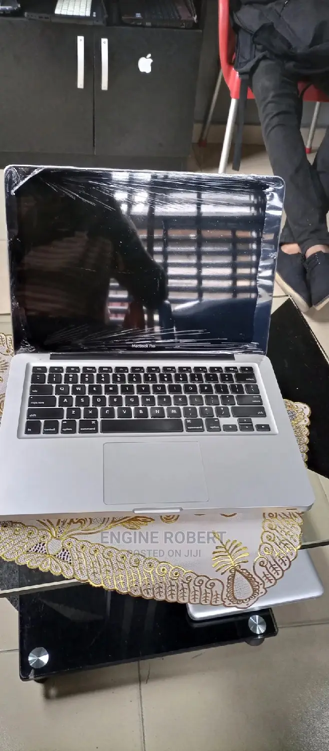Laptop Apple MacBook Pro 8GB Intel Core I5 HDD 500GB