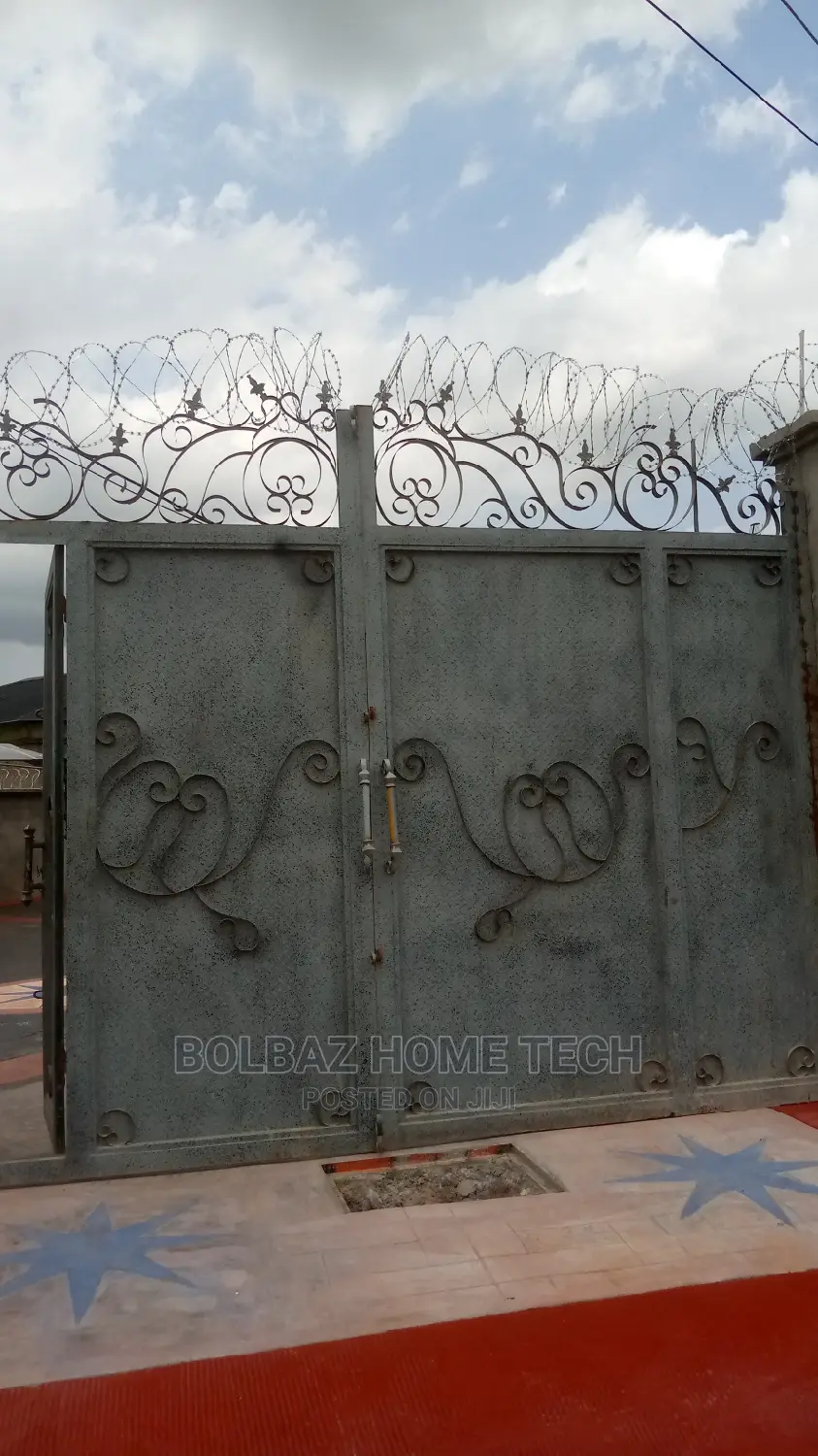 Barb Wire Fence; Perimeter Fencing