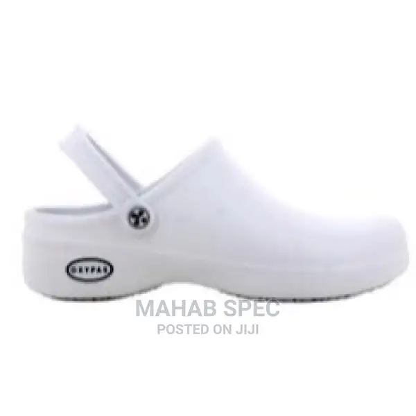 Oxypas Bestlight Clog Shoe White