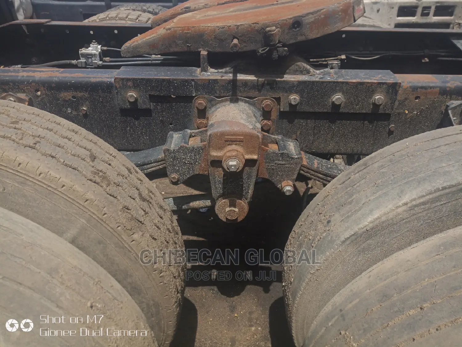 Mack CH Truck Head Injector