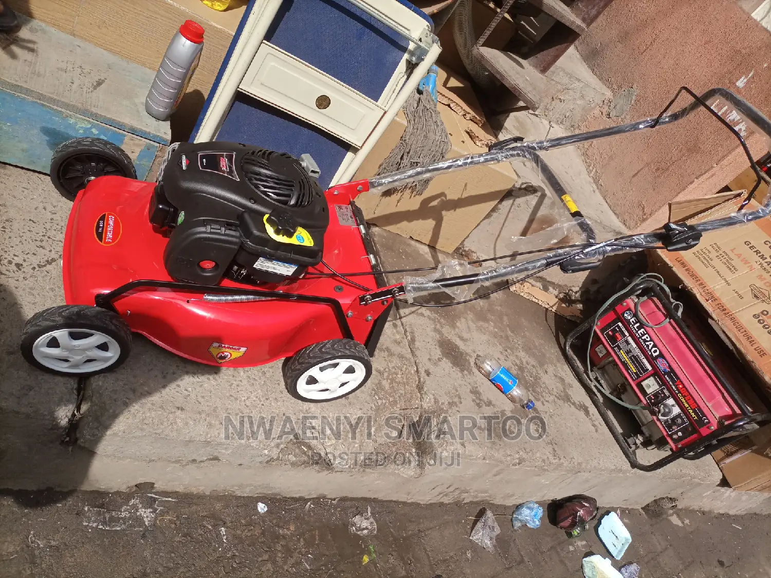 Made in USA, Briggs and Starton Lawn Mower