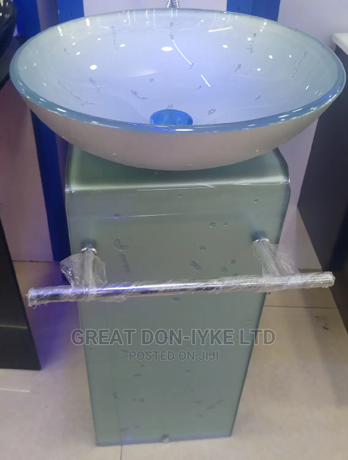 Dinning Glass Wash Hand Basin