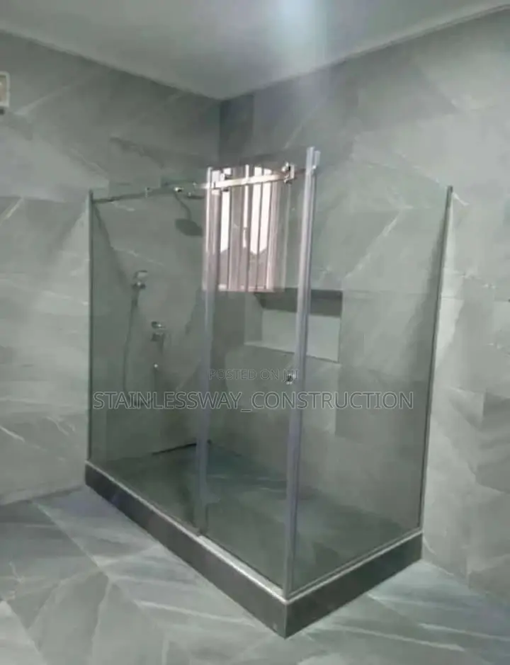 Shower Cubicle (10mm Plan Glass)