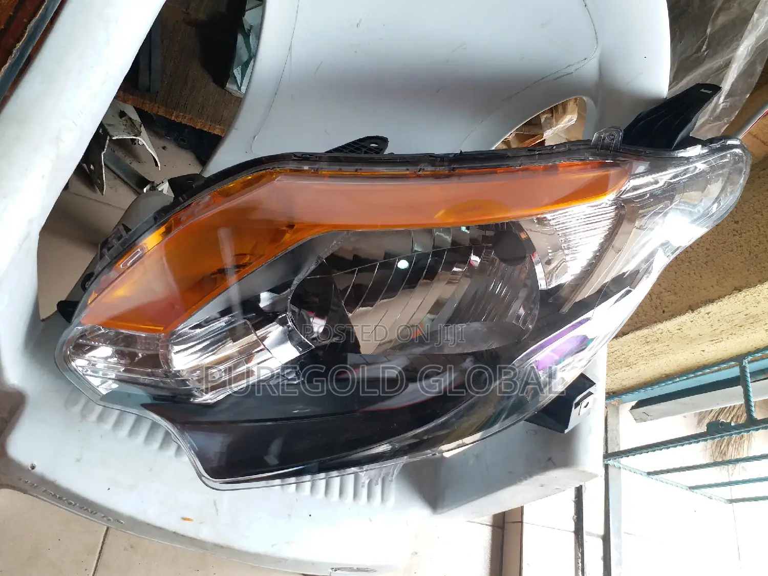 Headlamp for 2015 Mitsubishi L200