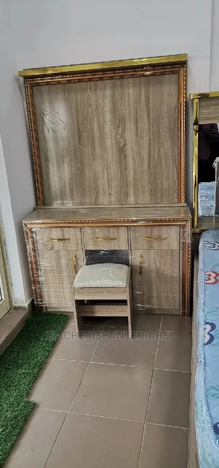 Real King Bed