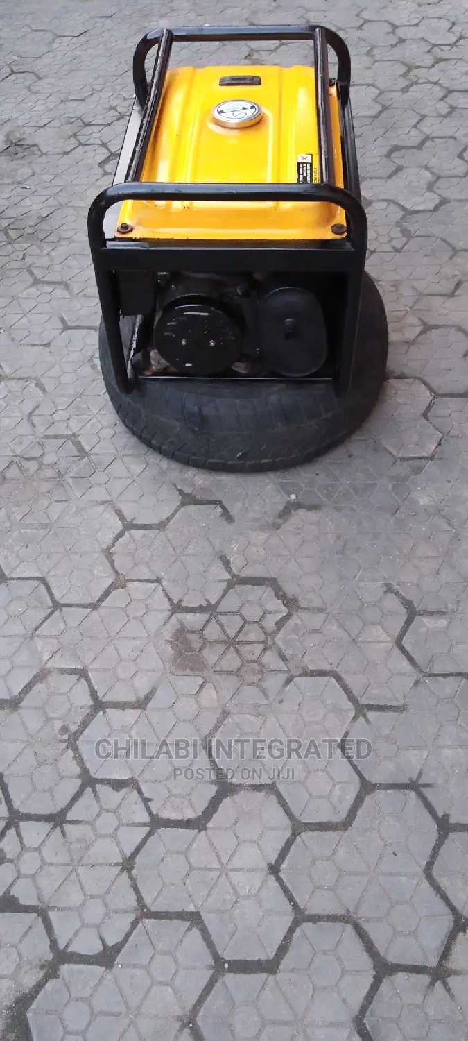 Grade 1, Very Strong 2.8KVA SUMEC FIRMAN SPG3000 Generator