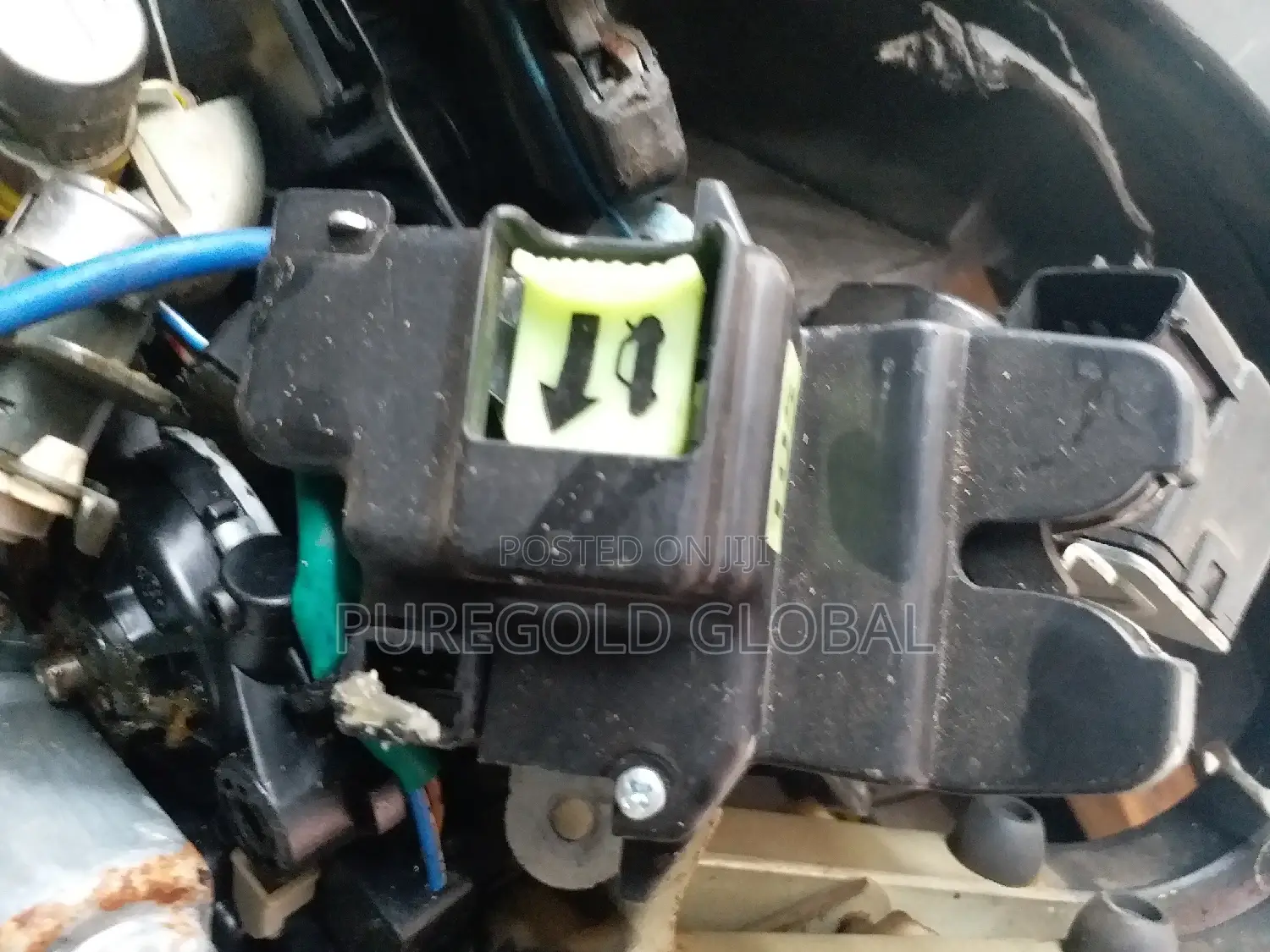 Boorlt Catcher for Hyundai Accent 2012