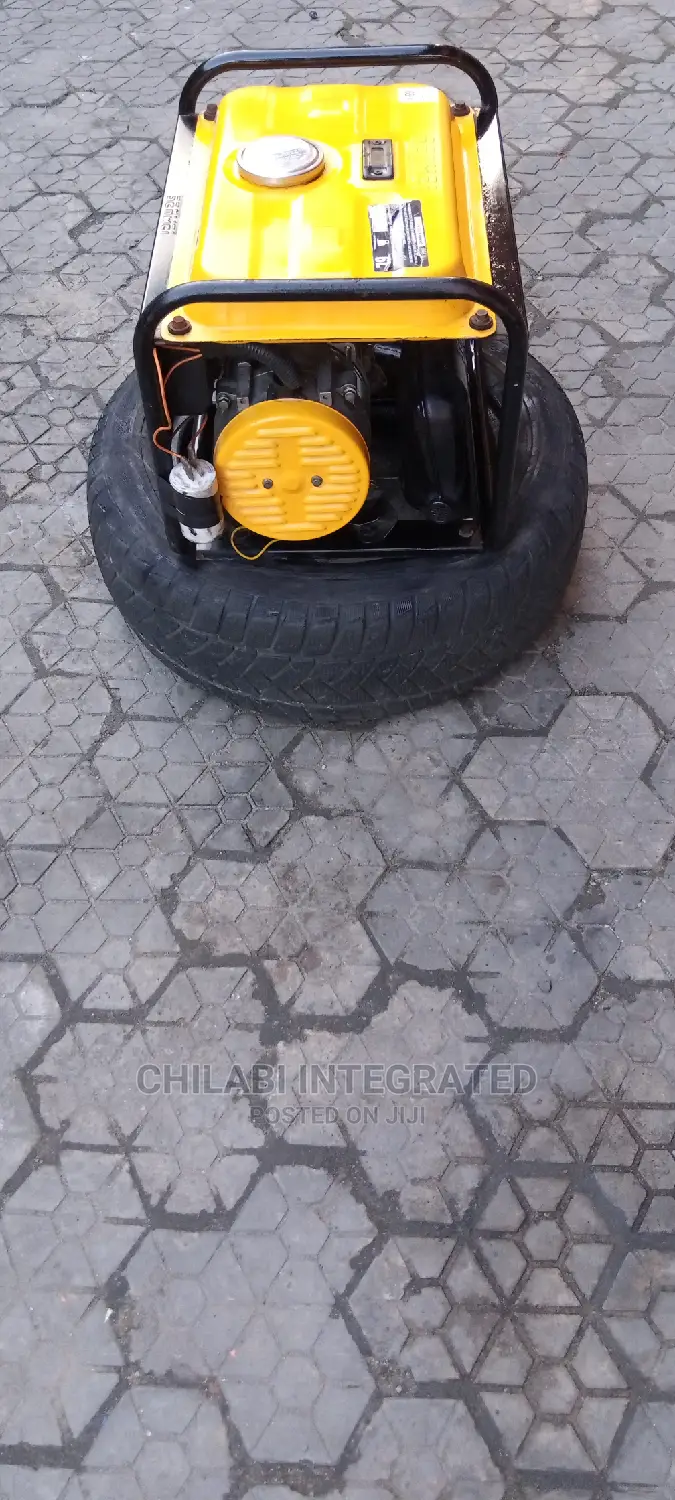 4 Months Old 1.8KVA SENWEI SV2200 Medium Size Gen +D Receipt