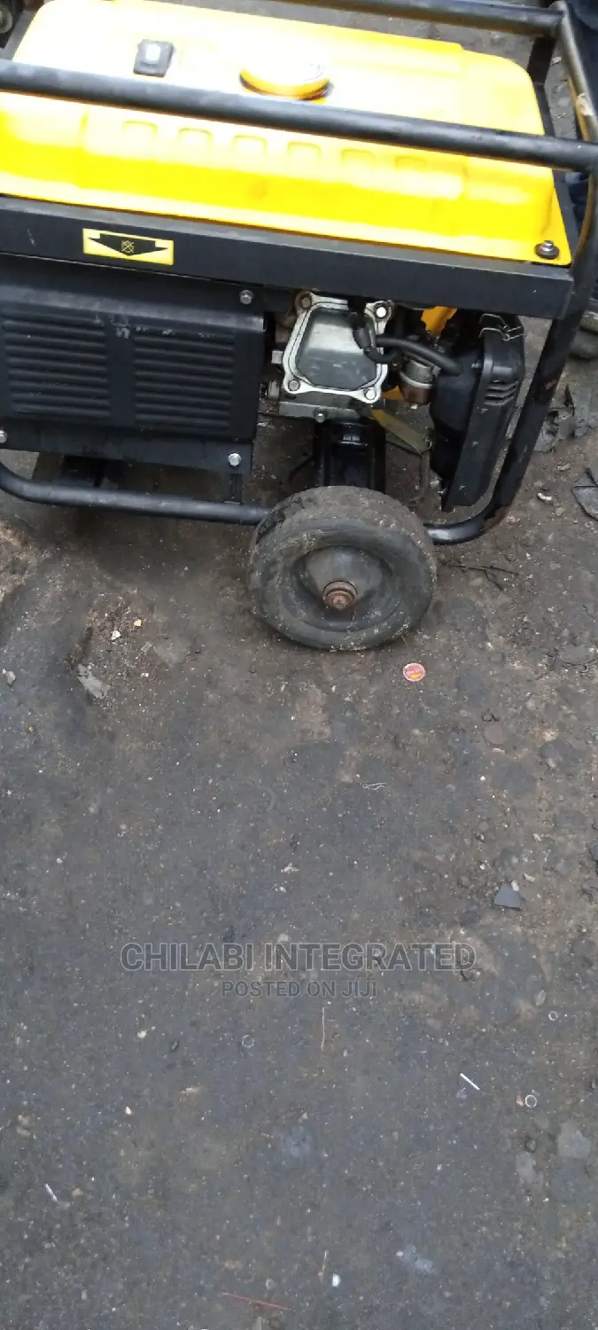 Very Strong, Neat 2.8KVA SUMEC FIRMAN SPG3000E2 With Receipt