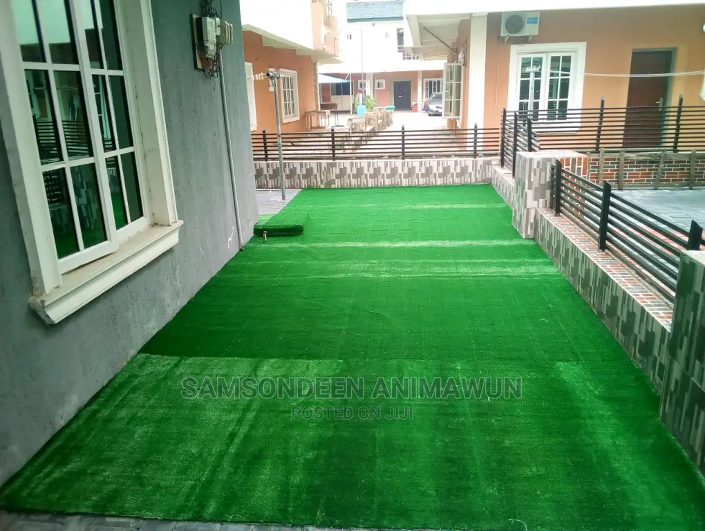 Quality Artificial Grass (Free Delivery)