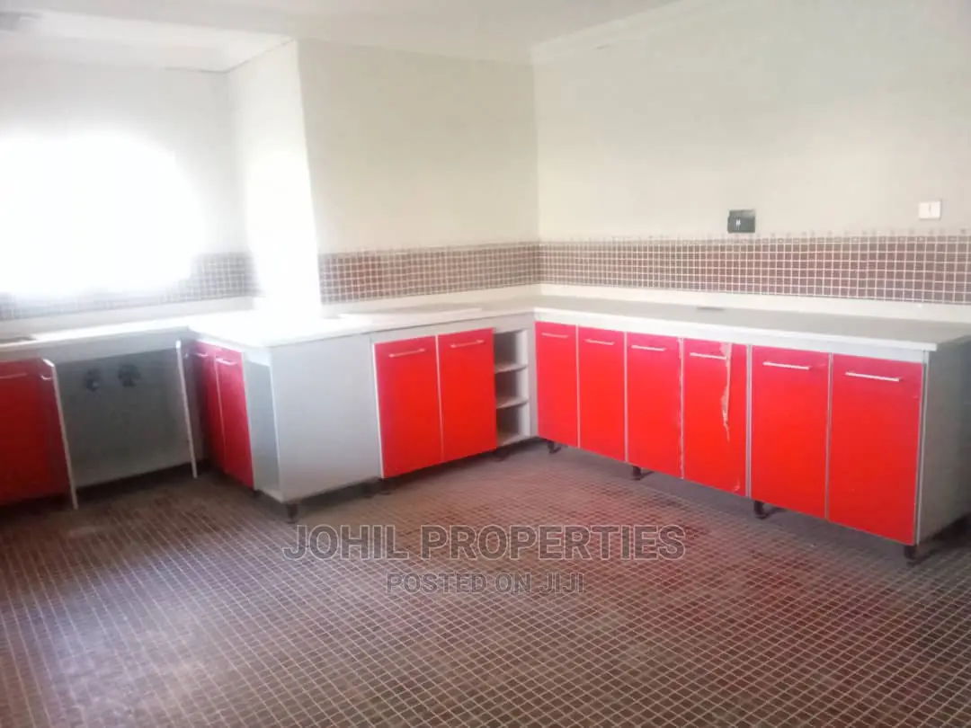 4bdrm Duplex in Guzape District for sale