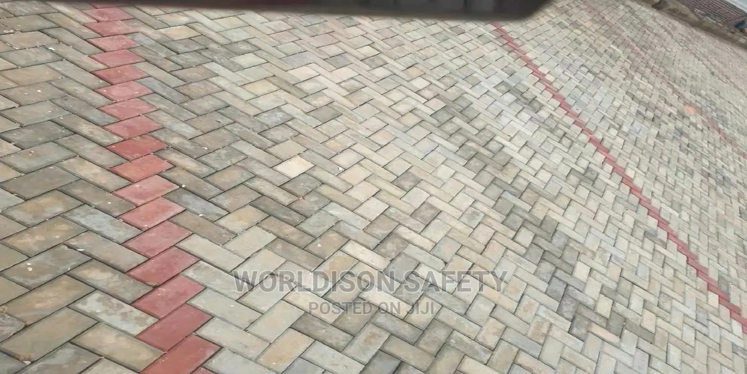 Interlock And Floor Cleaning, House And Office Cleaning