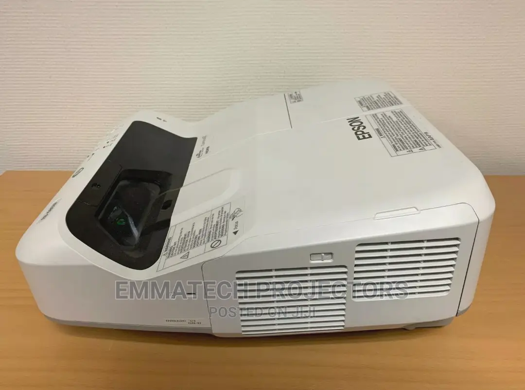 Ultra Short Home Theatre Large Venue Hd Projector