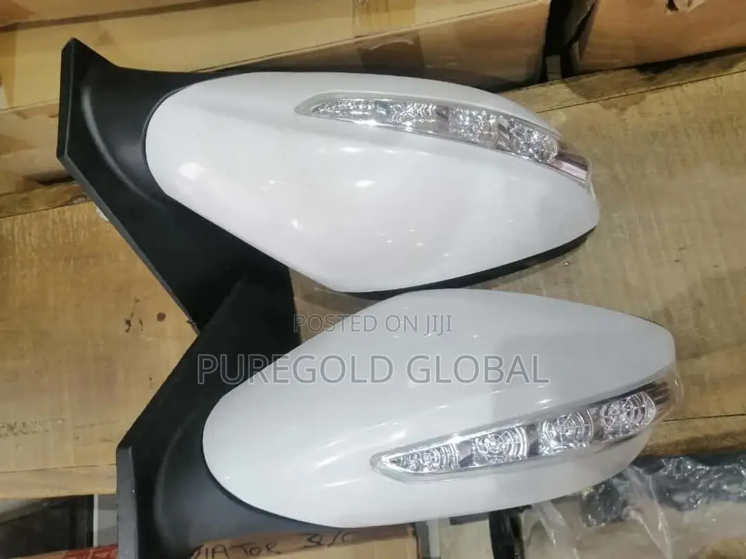 Set of Side Mirror for Hyundai Sonata 2011
