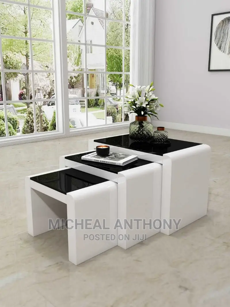Unique Complete Set of Table Marble Design