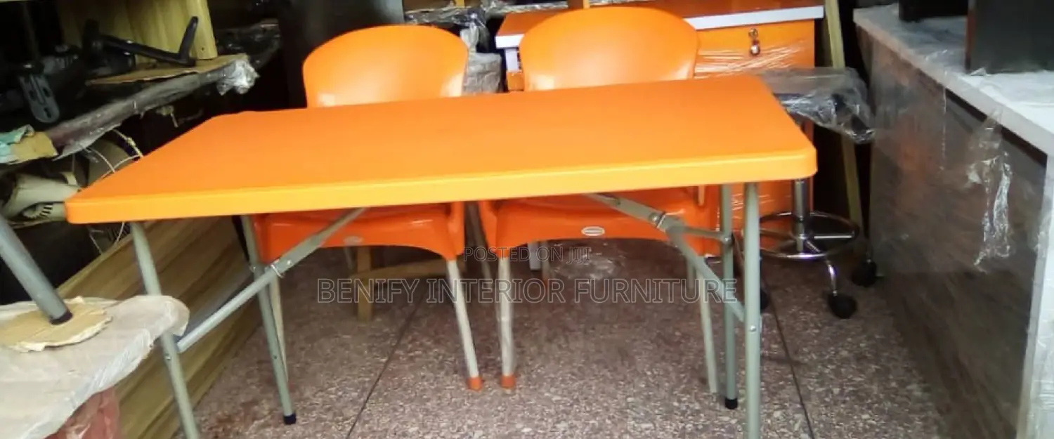 Plastic Foldable Table