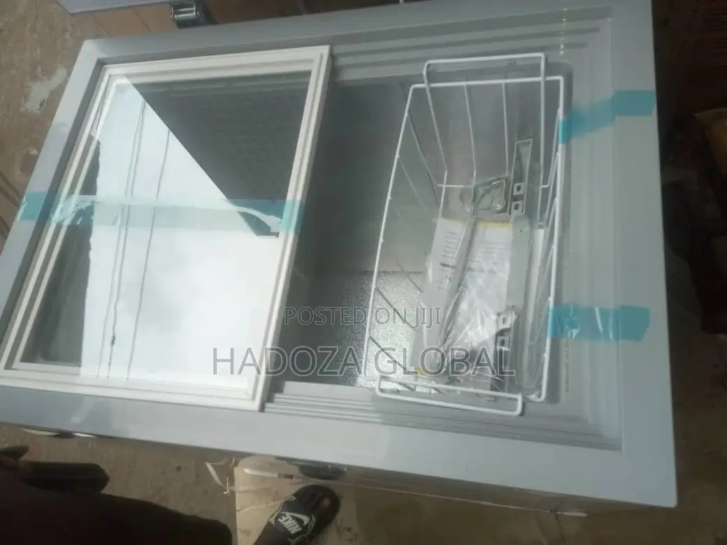 LG Chest Freezer Flg288d