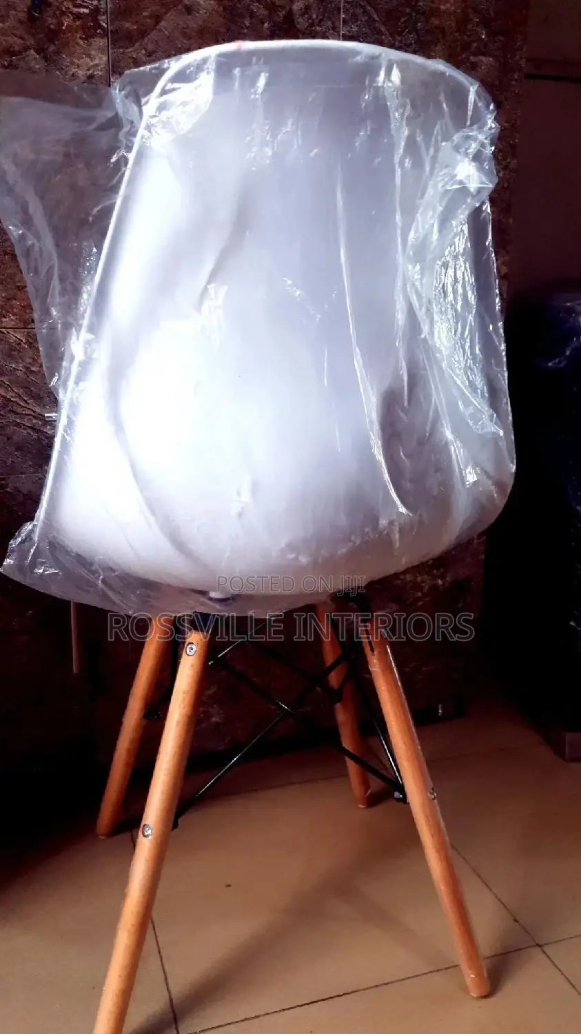 Restaurants Chair With Wooden Legs