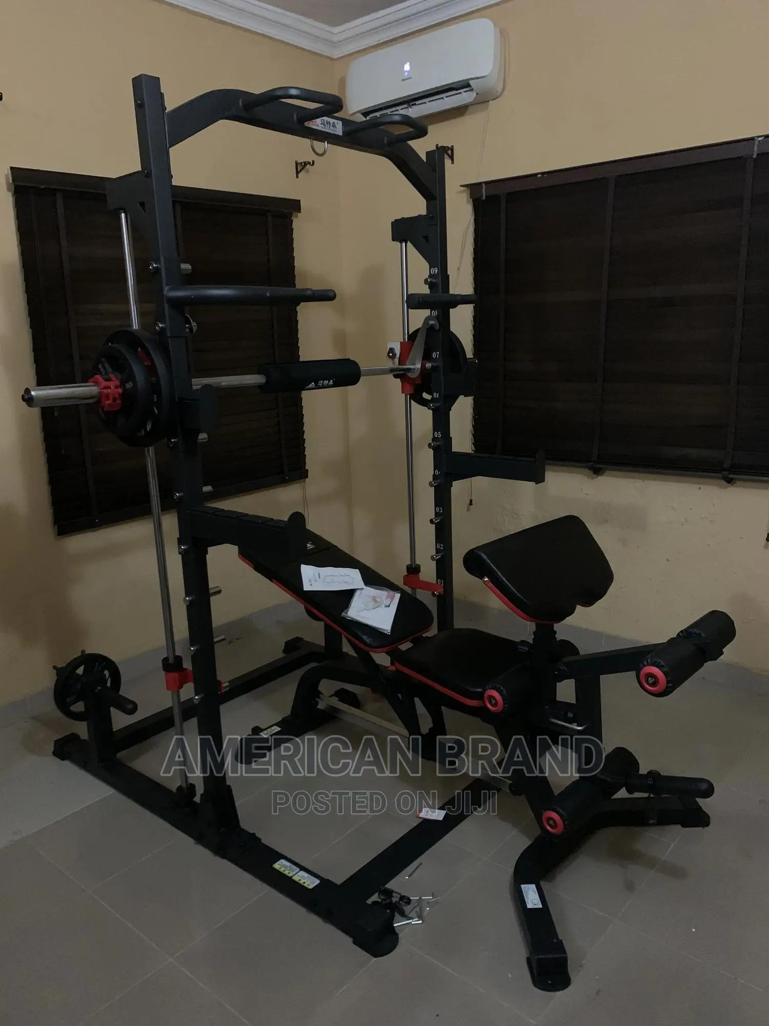 Smith Machine With Utility Bench + 40kgweight