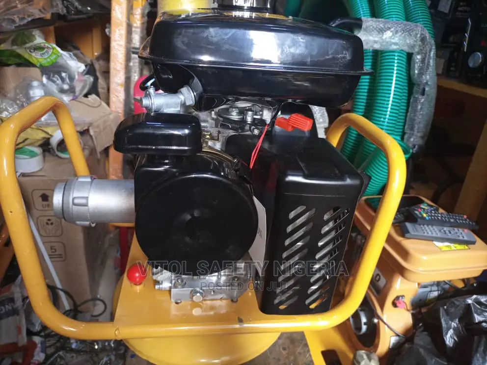 Robin Poker Vibrator Machine