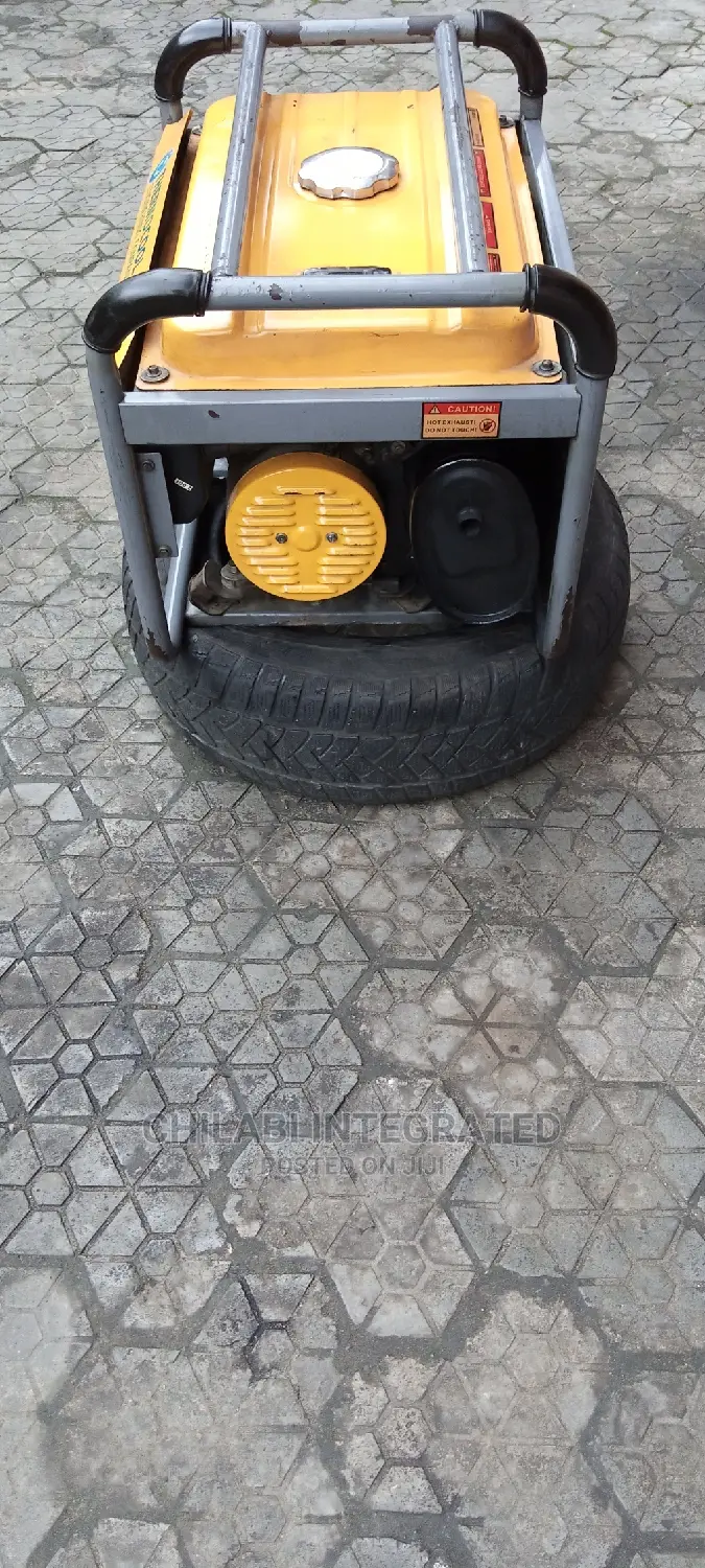 Fairly Used, Very Strong 2.5KVA THERMOCOOL 2500MS Generator
